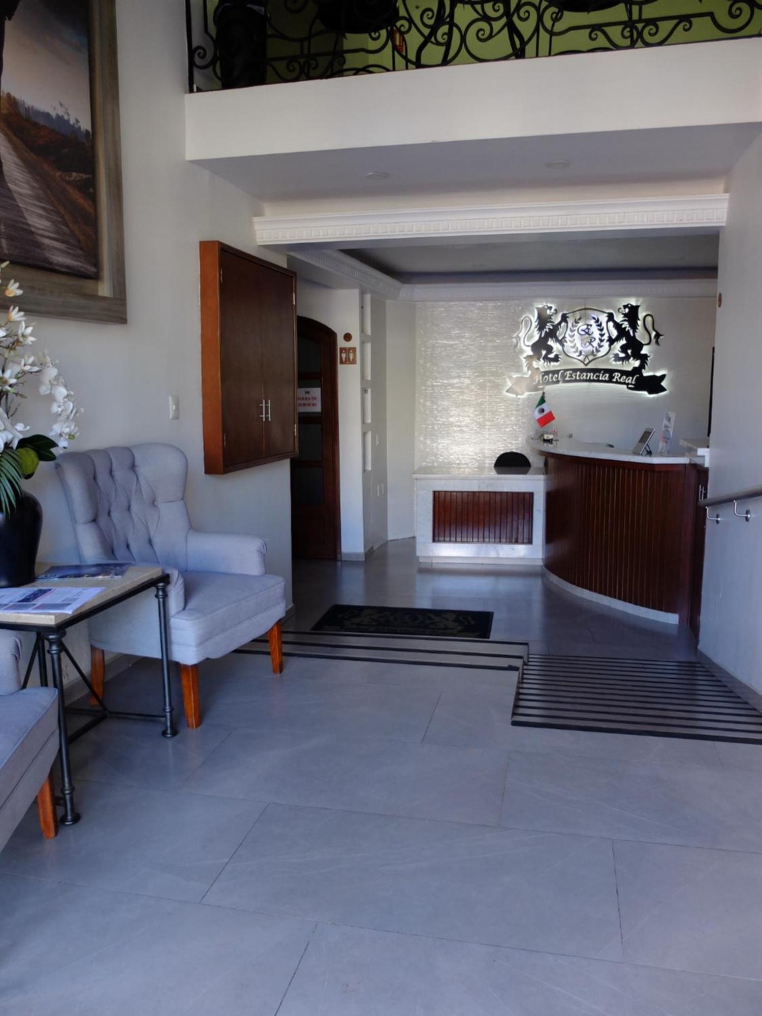 Hotel Estancia Real เตปาติตลัน เด โมเรลอส ภายนอก รูปภาพ