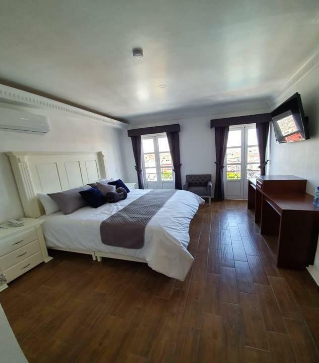 Hotel Estancia Real เตปาติตลัน เด โมเรลอส ภายนอก รูปภาพ