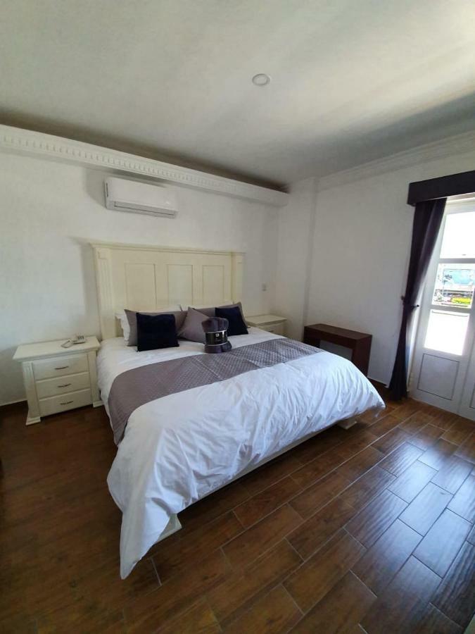 Hotel Estancia Real เตปาติตลัน เด โมเรลอส ภายนอก รูปภาพ